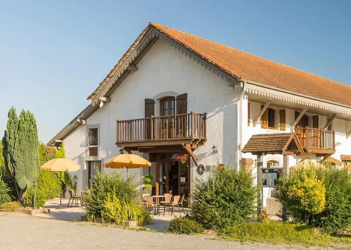 Hotel Logis Les 3b 3*